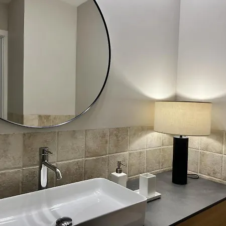 Spaces Garden Oasis 3 Bedroom 2 Bath Garden