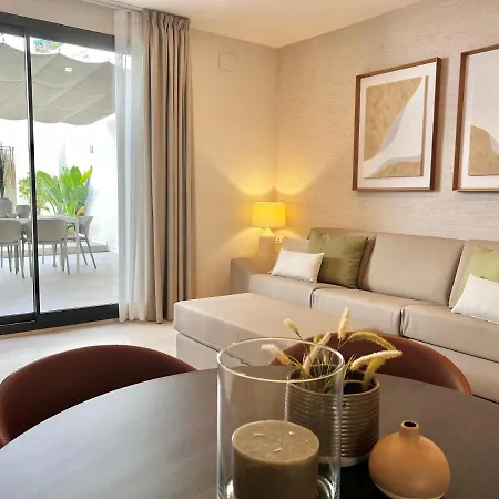 Spaces Garden Oasis 3 Bedroom 2 Bath Garden *