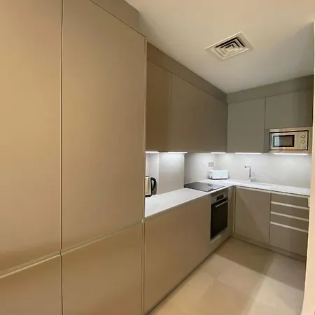 Spaces Garden Oasis 3 Bedroom 2 Bath Garden Apartment Sitges