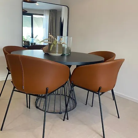 Spaces Garden Oasis 3 Bedroom 2 Bath Garden *