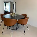 アパート Spaces Garden Oasis 3 Bedroom 2 Bath Garden