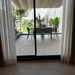 Spaces Garden Oasis 3 Bedroom 2 Bath Garden アパート シッチェス