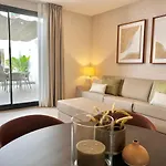 Spaces Garden Oasis 3 Bedroom 2 Bath Garden *