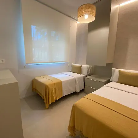 Spaces Garden Oasis 3 Bedroom 2 Bath Garden Sitges