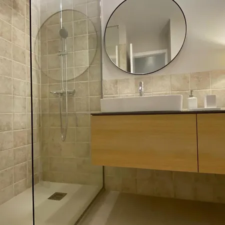 Spaces Garden Oasis 3 Bedroom 2 Bath Garden Appartement Sitges