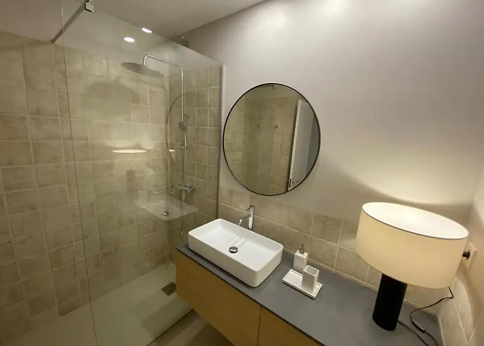 شقة Spaces Garden Oasis 3 Bedroom 2 Bath Garden *