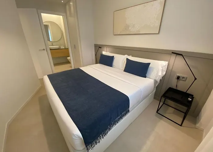 Spaces Garden Oasis 3 Bedroom 2 Bath Garden * سيدجيس