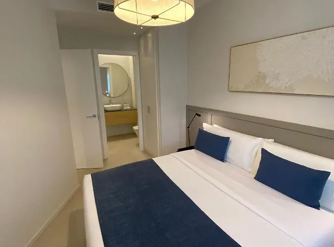 شقة Spaces Garden Oasis 3 Bedroom 2 Bath Garden *