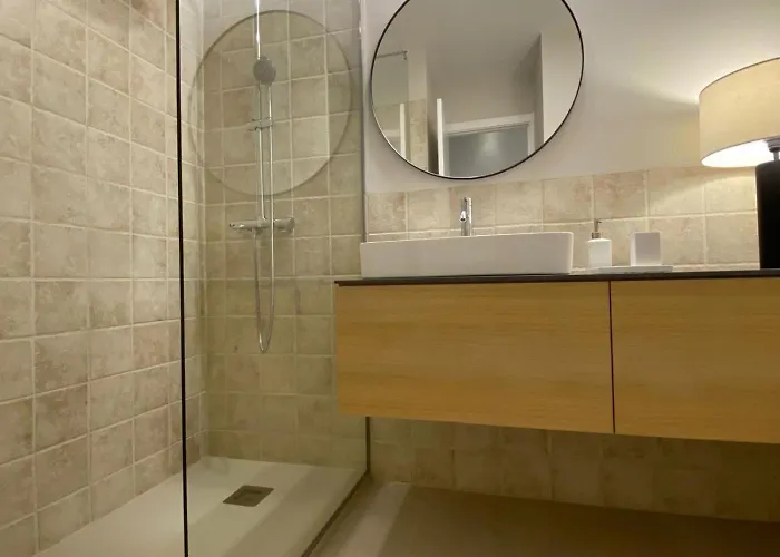 Spaces Garden Oasis 3 Bedroom 2 Bath Garden شقة سيدجيس