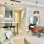 Διαμέρισμα Spaces Garden Oasis 3 Bedroom 2 Bath Garden Σίτζες