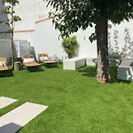 Spaces Garden Oasis 3 Bedroom 2 Bath Garden Διαμέρισμα