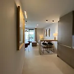 Διαμέρισμα Spaces Garden Oasis 3 Bedroom 2 Bath Garden