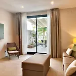 Διαμέρισμα Spaces Garden Oasis 3 Bedroom 2 Bath Garden