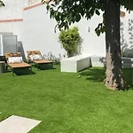 Διαμέρισμα Spaces Garden Oasis 3 Bedroom 2 Bath Garden *